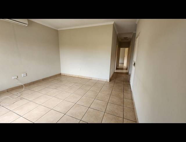 3 BEDROOM TOWNHOUSE FOR SALE IN WATERVAL EAST
